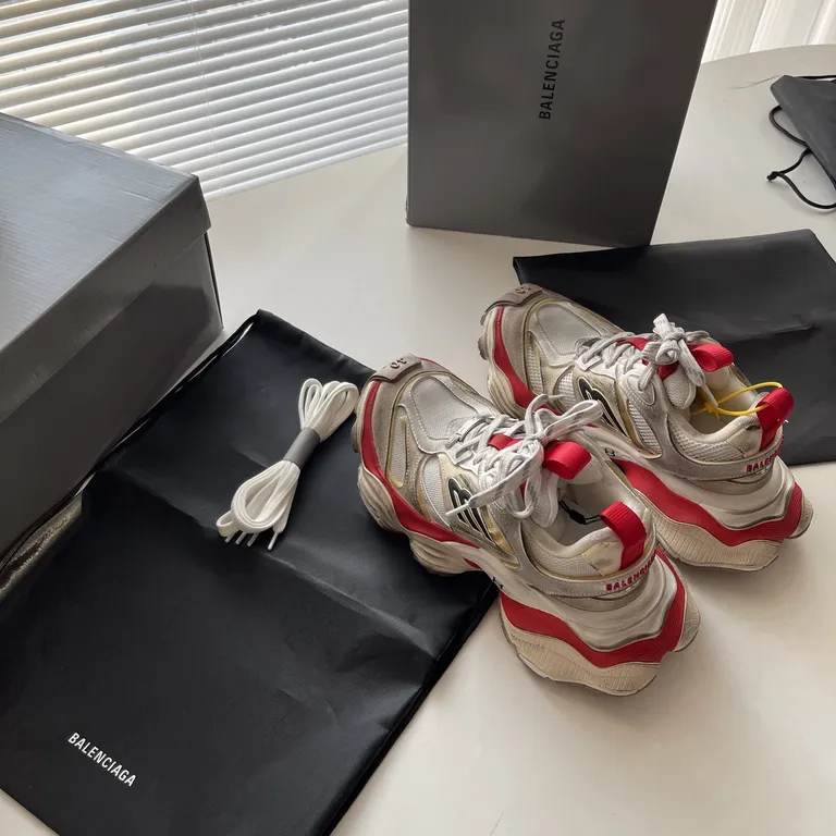 Balenciaga Shoe 